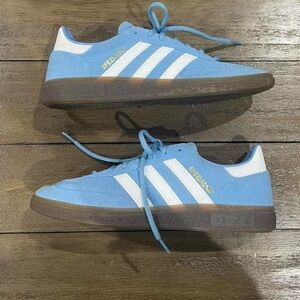 ADIDAS WHITE AND BLUE HANDBALL SPEZIAL SHOES